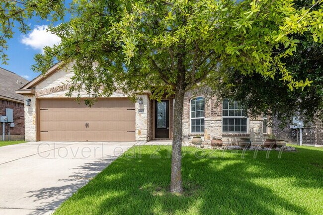 Building Photo - 8003 Oxbow Way