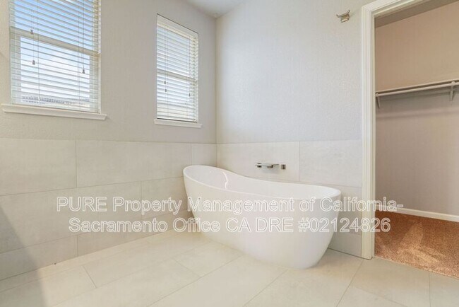 Building Photo - 4909 Concordia Dr