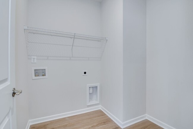 Building Photo - Stunning 4-Bedroom, 3-Bath New Construction Home with Master on Main and Upstairs Retreat