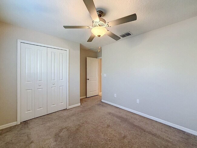 Building Photo - 31857 Sun Kettle Lp