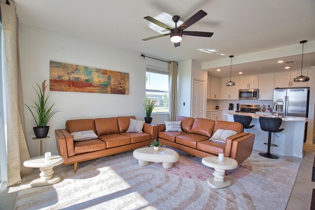 Building Photo - Seasonal Short-Term 3 Bedroom 2 Bathroom First Floor Condo located in Wellen Golf & Country Club!