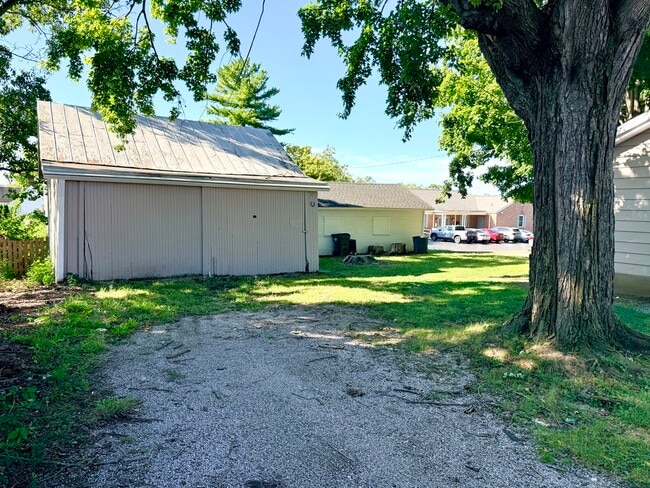 Building Photo - 9 Chillicothe Ave