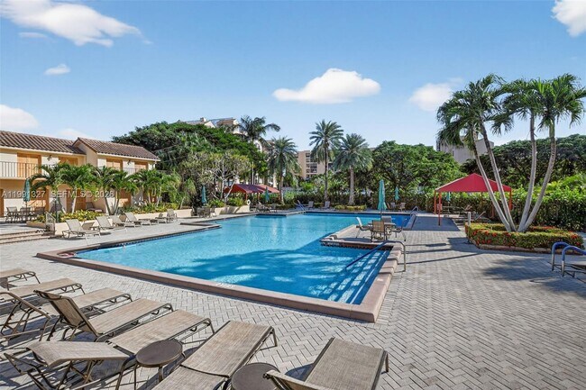 Building Photo - 7145 Promenade Dr