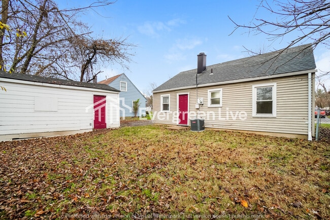 Building Photo - 2365 Lindale Rd