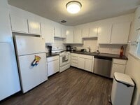 Building Photo - 24 Patten St