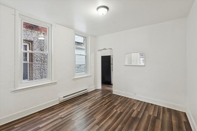 Building Photo - 3 Bedroom House North Philly- Will Accept 2 Bedroom Vouchers!