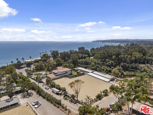 Building Photo - 27355 Pacific Coast Hwy