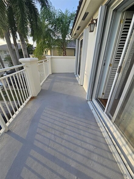 Building Photo - 4653 NW 94th Pl