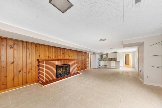 Building Photo - 5900 Donjoy Dr