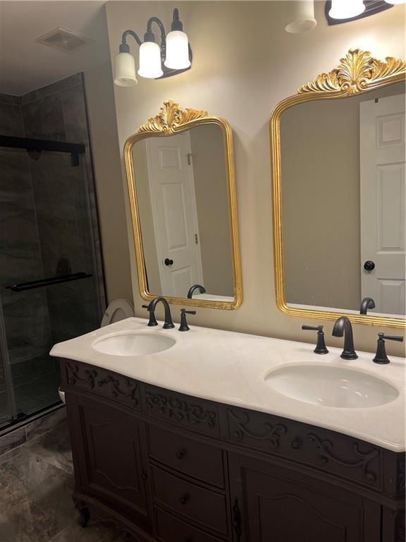 Building Photo - 5455 Woodrun Ln