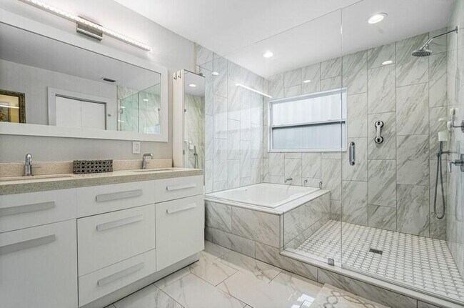 Building Photo - 6854 Touchstone Cir