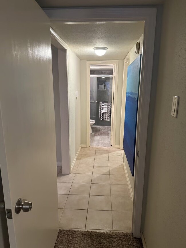 Building Photo - 3131 Southwest Fwy