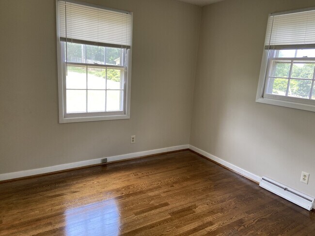 Building Photo - Rainbow Forest