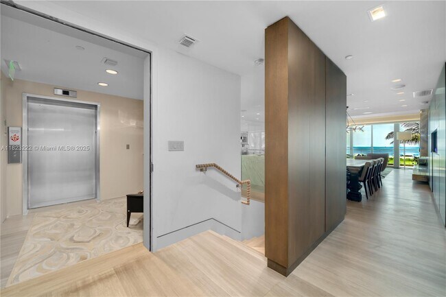 Building Photo - 321 Ocean Dr