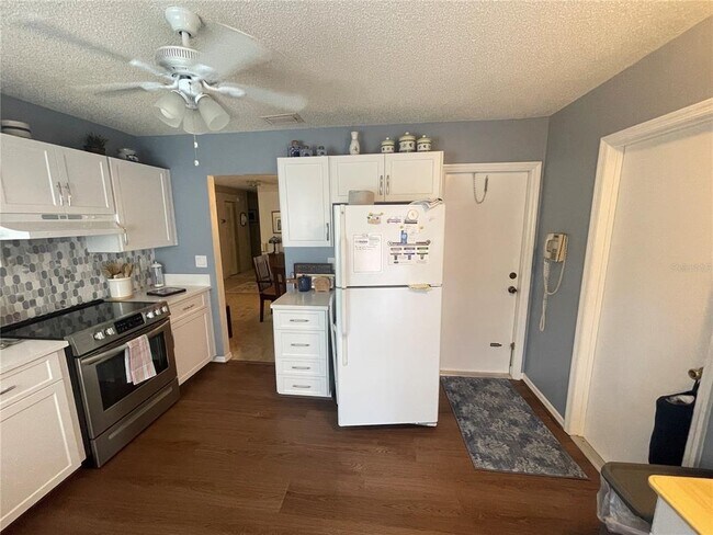 Building Photo - 1715 Atrium Dr