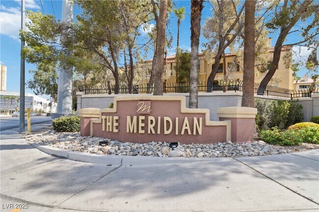Building Photo - 230 E Flamingo Rd