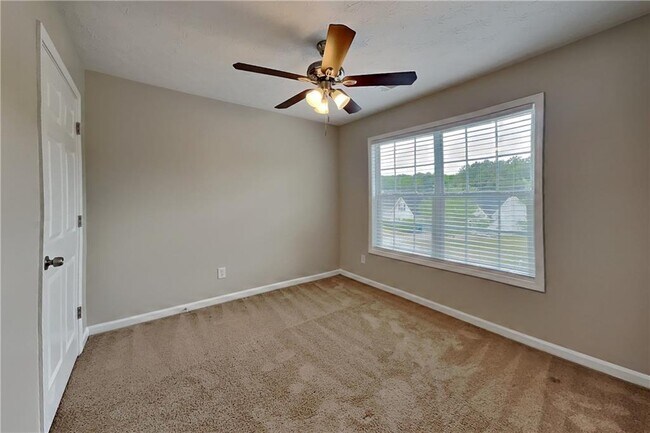 Building Photo - 2447 Moultrie Ct