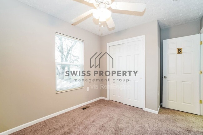 Building Photo - 673 Gilbert St