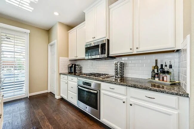 Building Photo - 3903 Deergrass Cir