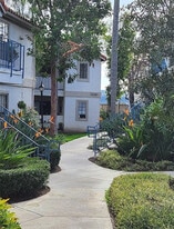 Building Photo - 10341 Azuaga St