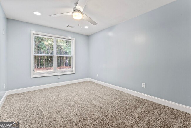 Building Photo - 147 Bayberry Hls