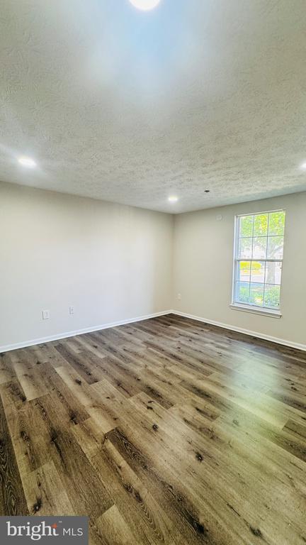 Building Photo - 601 Himes Ave