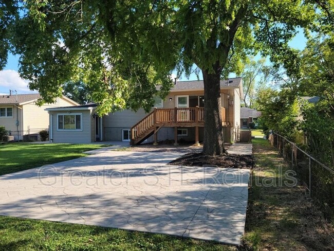 Building Photo - 11937 Glenmar Dr