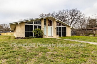 Building Photo - 319 Gaiety Ln