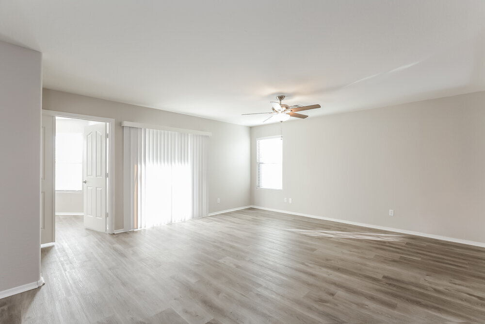 Building Photo - 7123 S 31st Dr