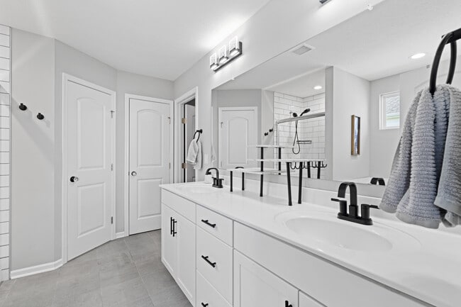 Building Photo - 369 Lemming Dr