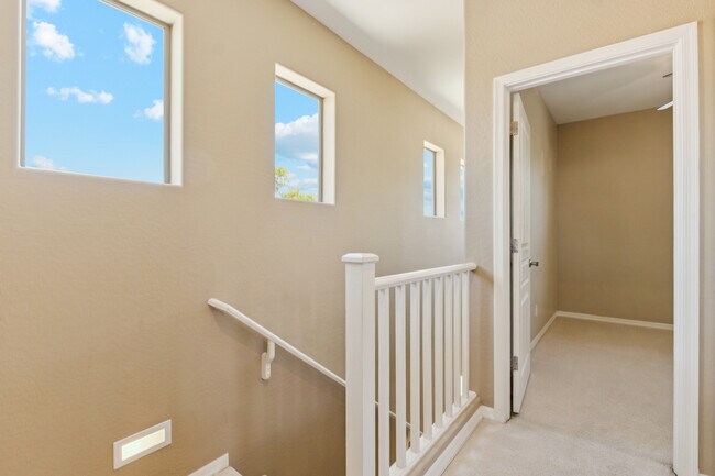 Building Photo - 4127 E Thunderheart Trail