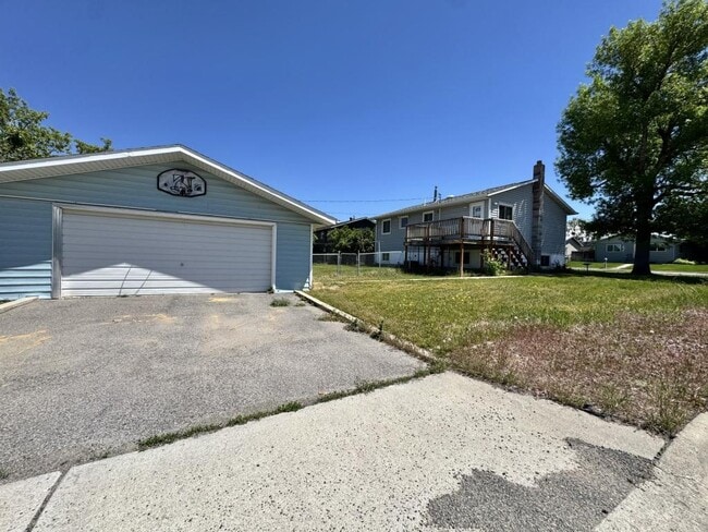 Building Photo - 1500 Cole Ave