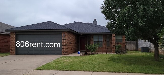 Primary Photo - 3/2/2 in South Pointe with Lots of Features