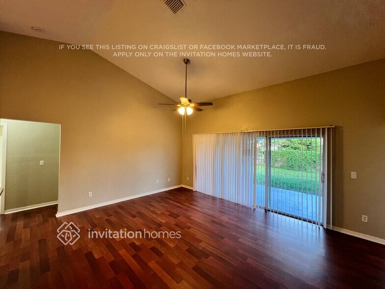 Building Photo - 2265 SW Picture Terrace