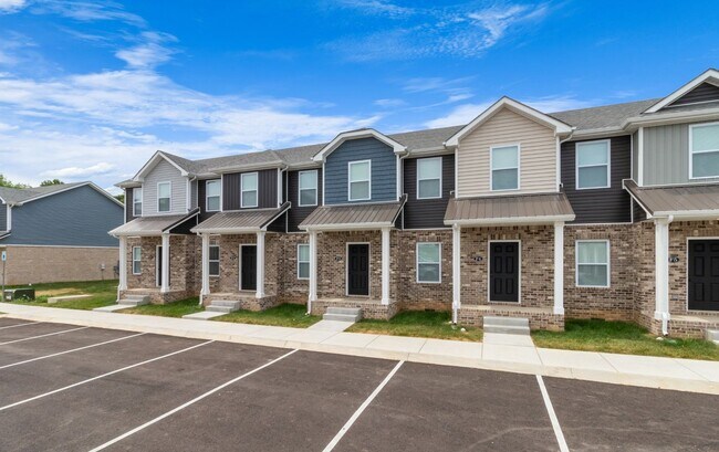 Building Photo - 2 Bedroom Pet Friendly Townhome For Rent N...