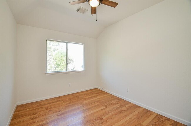 Building Photo - 18106 Rileybrook Cir