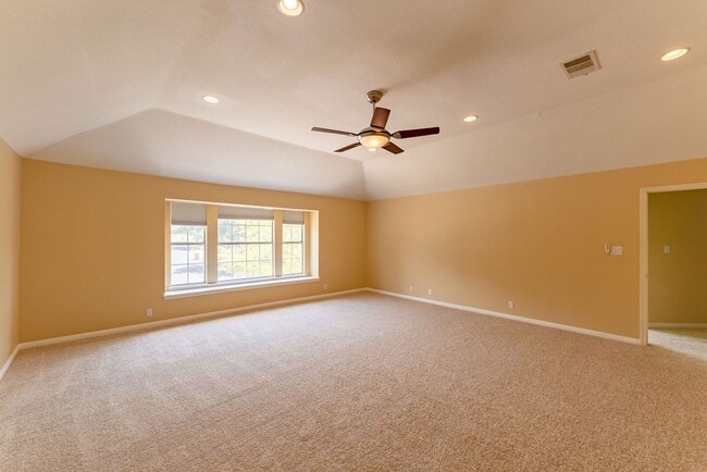 Building Photo - Spacious and stunning 4 bed 3.5 bath in Austin!!!