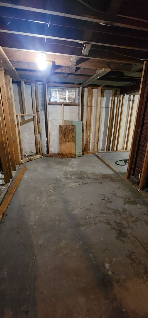 Building Photo - Charming 2-bedroom, 1-bathroom home located in the heart of Kansas City, MO