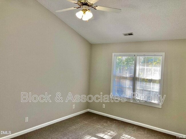 Building Photo - 117 Mint Hill Dr