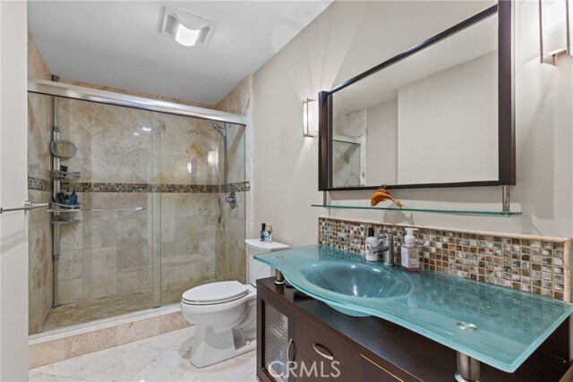 Building Photo - 3435 Oakmont View Dr