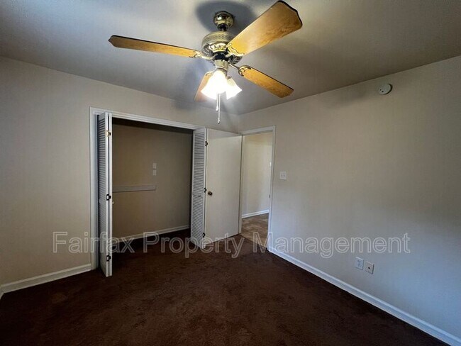 Building Photo - 1309 Hudson Ave