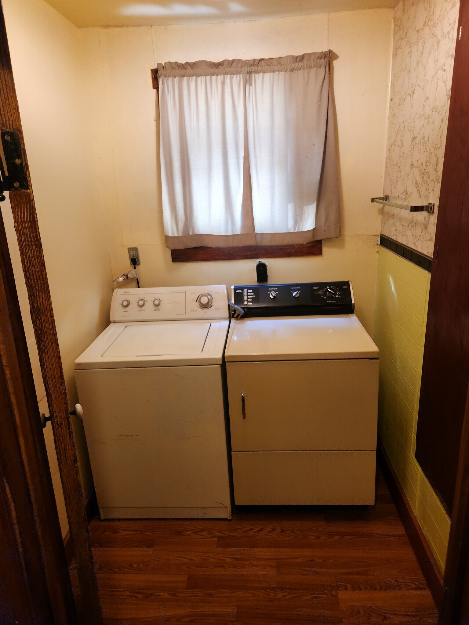 Laundry - 11 McGrath St