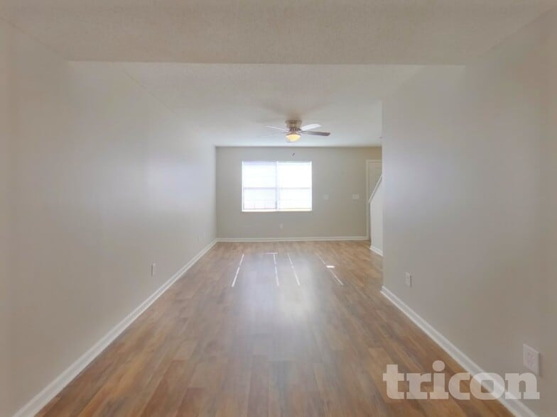 Building Photo - 175 Cascade Dr