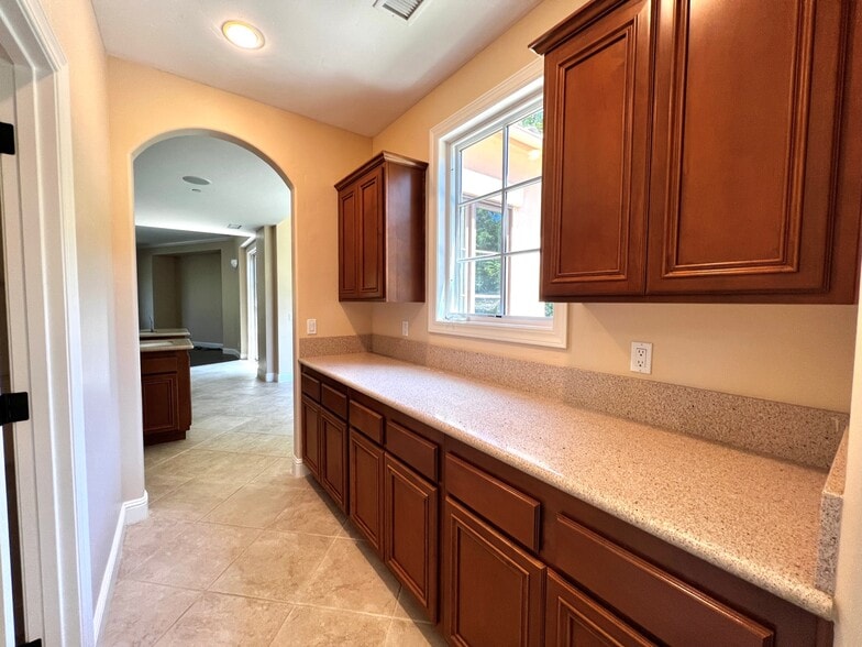 Building Photo - 4698 Granada Way