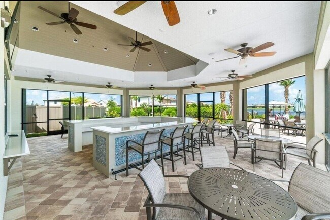 Building Photo - 4460 San Fratello Cir