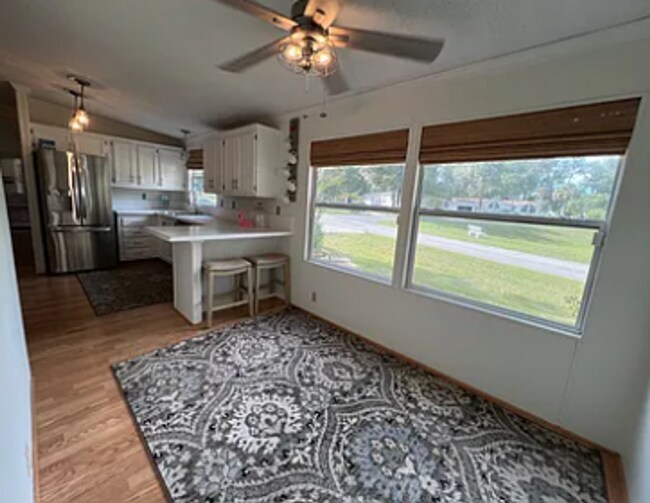 Building Photo - Deluxe Foxwood Farms Manufactored Home on Extra Large Lot