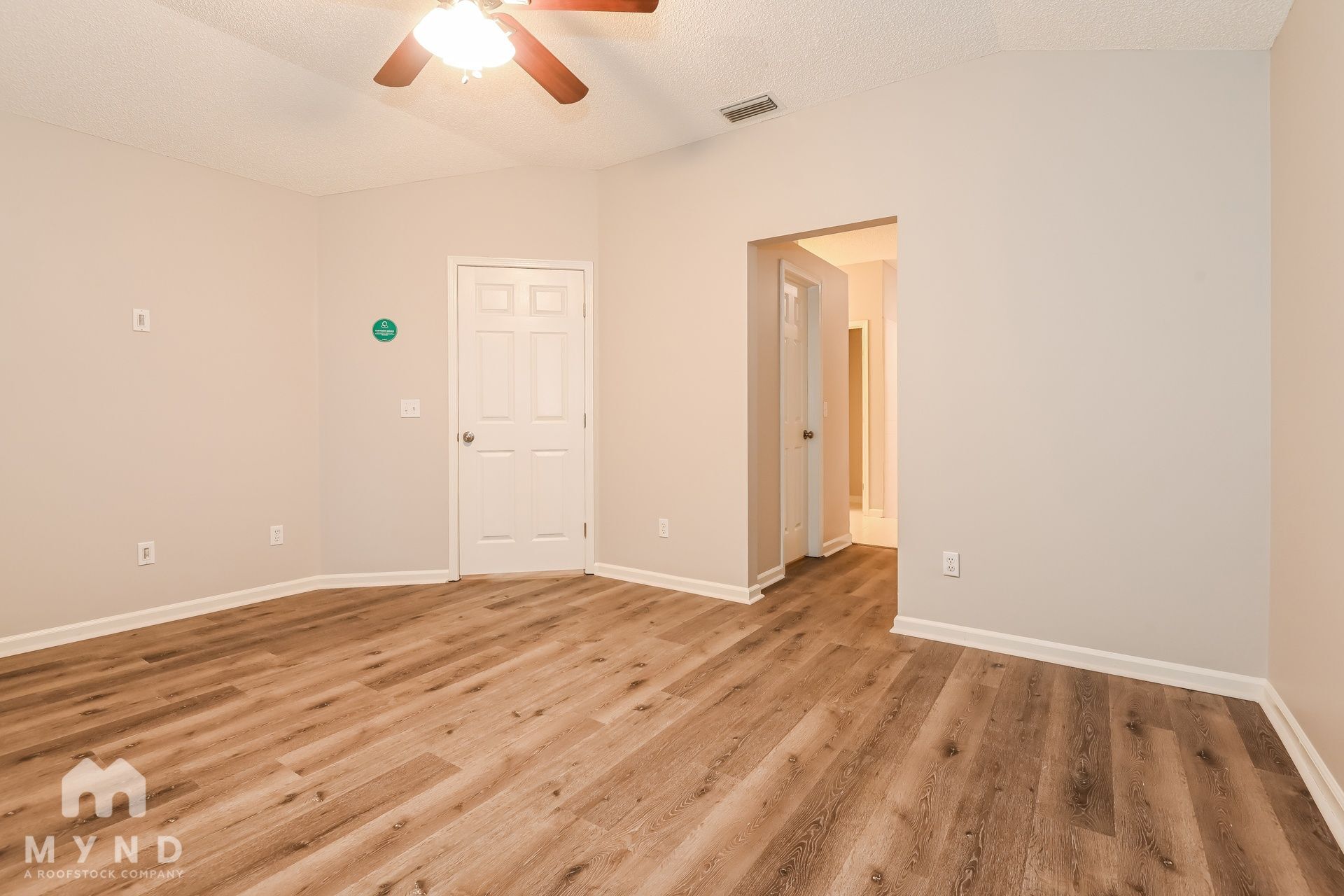 Building Photo - 1615 Highland View Ct