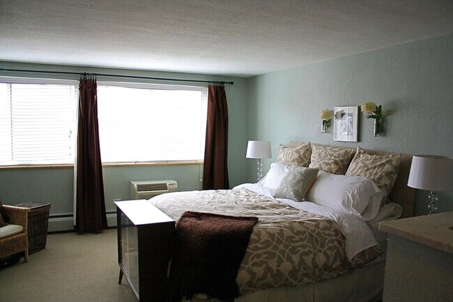 Building Photo - 2Bed/2Bath Condo in Cherry Creek Area!!