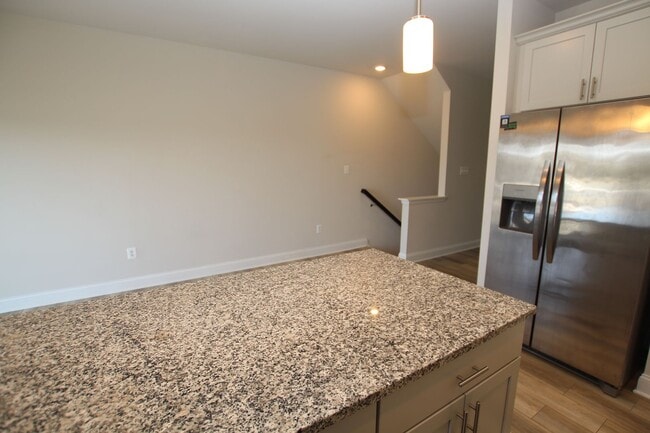 Building Photo - Plantation Lakes a golf community with numerous amenities for residents to enjoy.