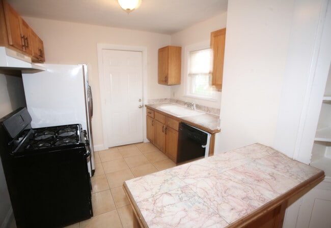 Building Photo - 17408 Winslow Rd